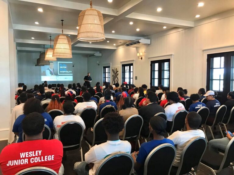 87469179 3325617630785752 1059670428806545408 o